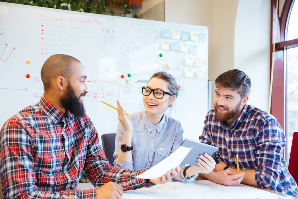 Arbeiten bei CyOne Security; Expertinnen und Experten; Benefits