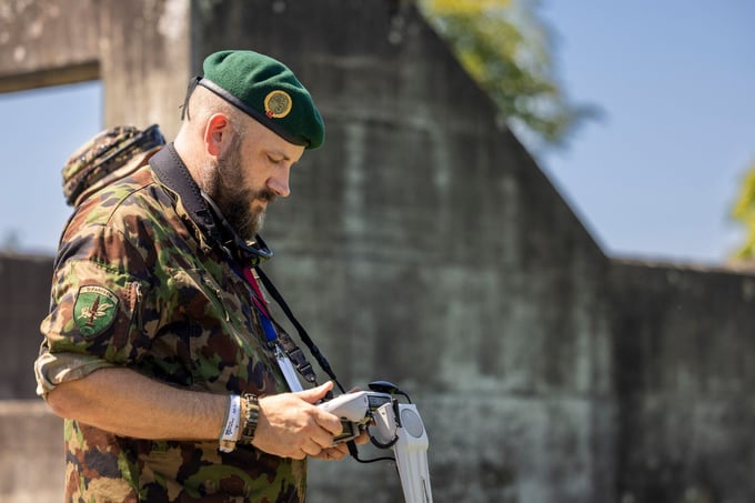 Mini-Drohnen: Militärische Revolution mit Sicherheitsrisiken